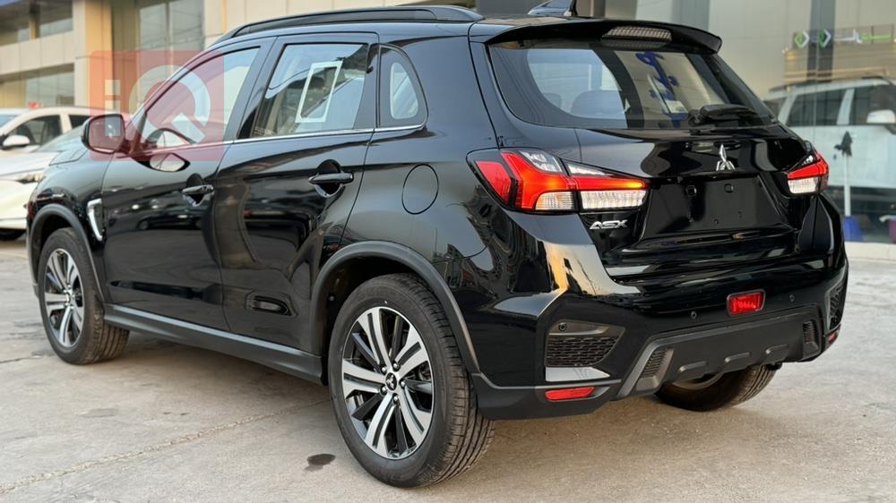 ميتسوبيشي ASX